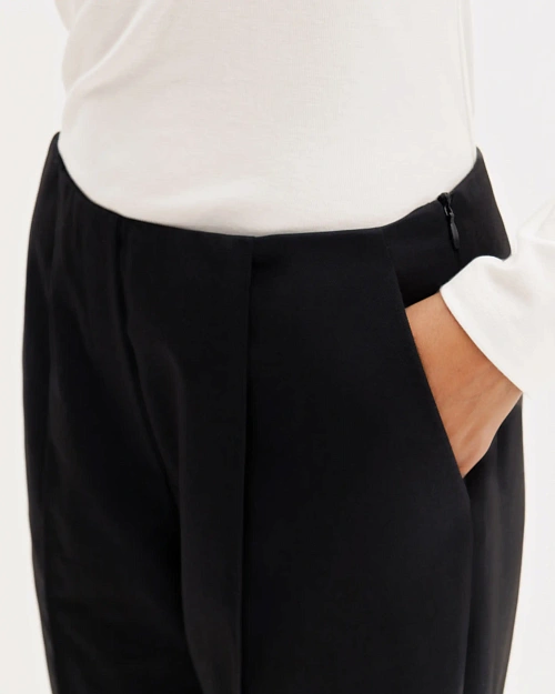 Классические брюки с простроченными стрелками, черный