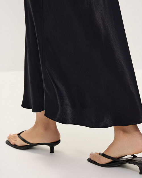 Длинная атласная юбка из вискозы, черный