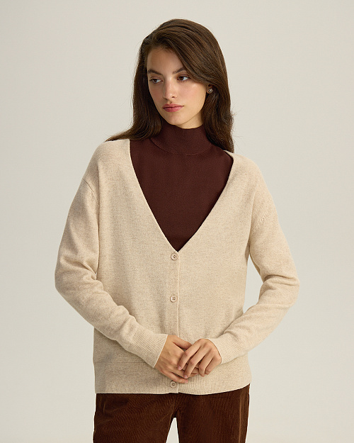 Кардиган на пуговицах с V-вырезом, из шерсти мериноса, бежевый