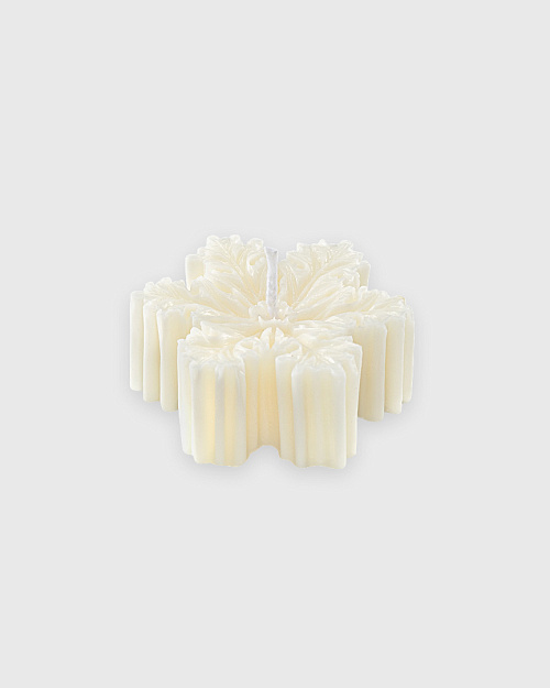 Ароматическая свеча "Снежинка", с ароматом рождественского имбирного пряника