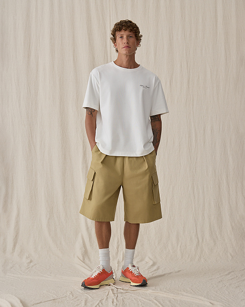 Мужские шорты, бежевые