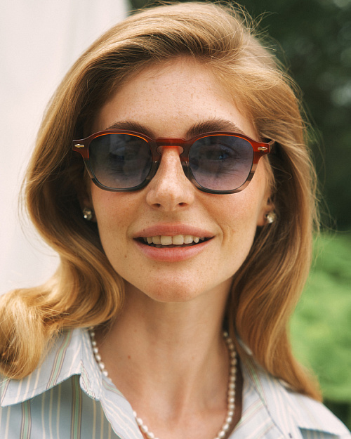 Очки Abrau Club Redstone