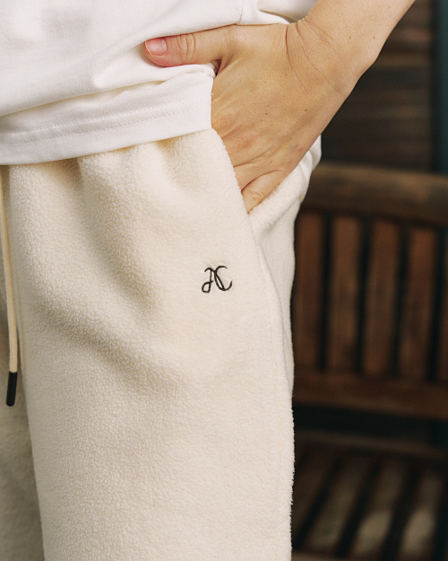 Флисовые джоггеры, молочный