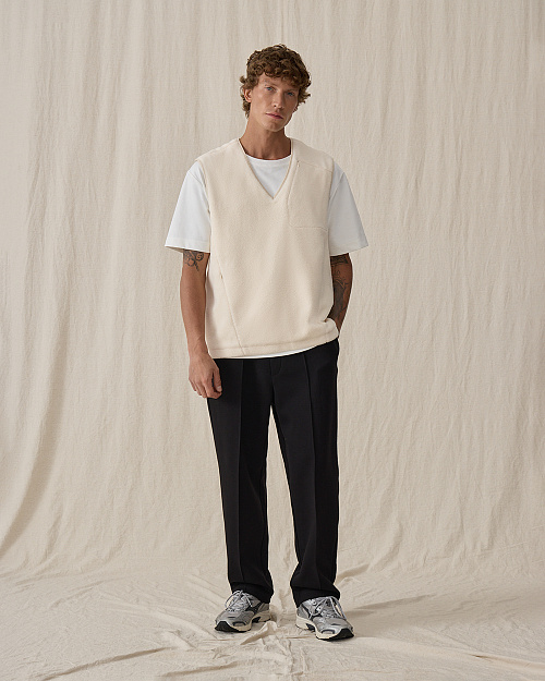 Мужской жилет из флиса шерпа, молочный