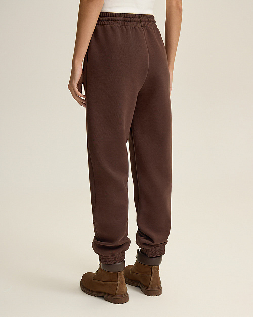 Брюки джоггеры, коричневый шоколадный