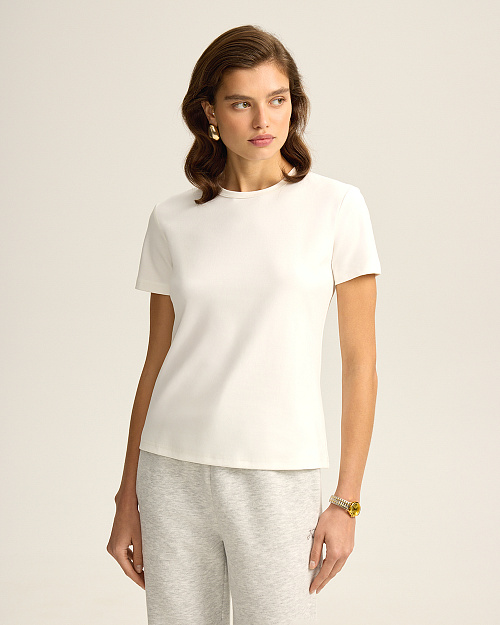 Базовая футболка из хлопка и спандекса, молочный