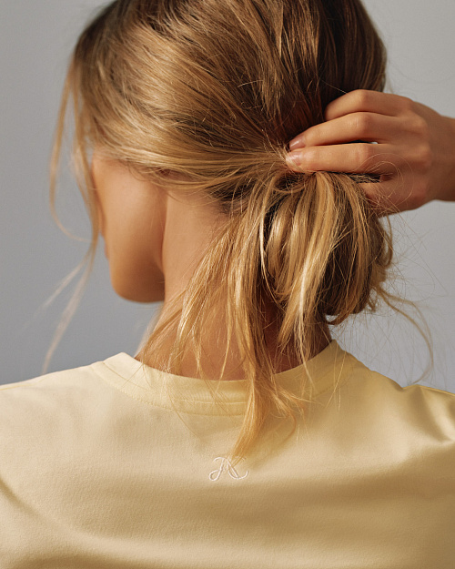 Футболка полуприталенного кроя, сливочный