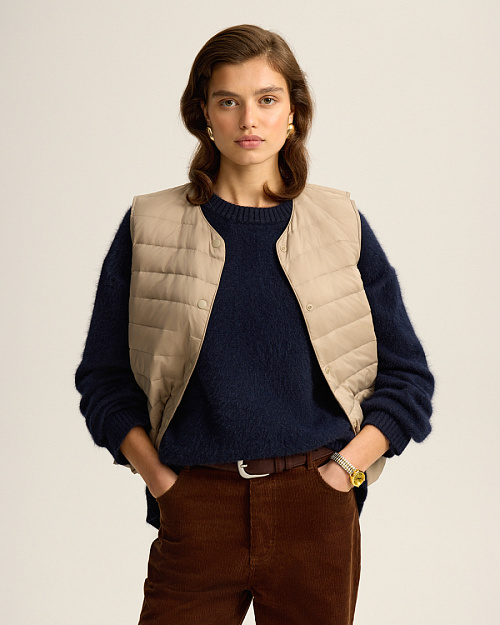 Стеганый жилет с натуральным наполнителем из пуха и пера, бежевый